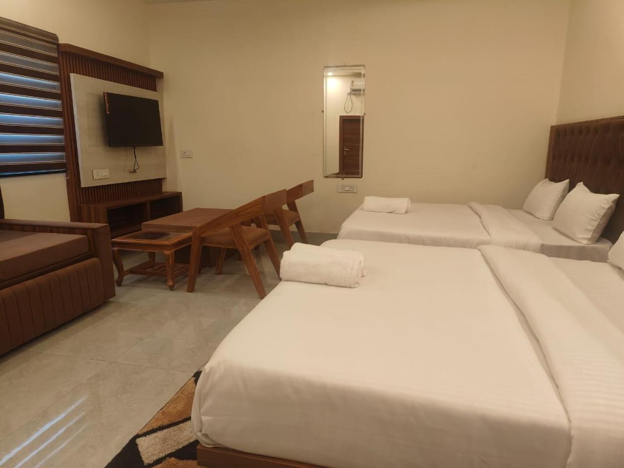 Aroma Resort Rishikesh Exterior photo
