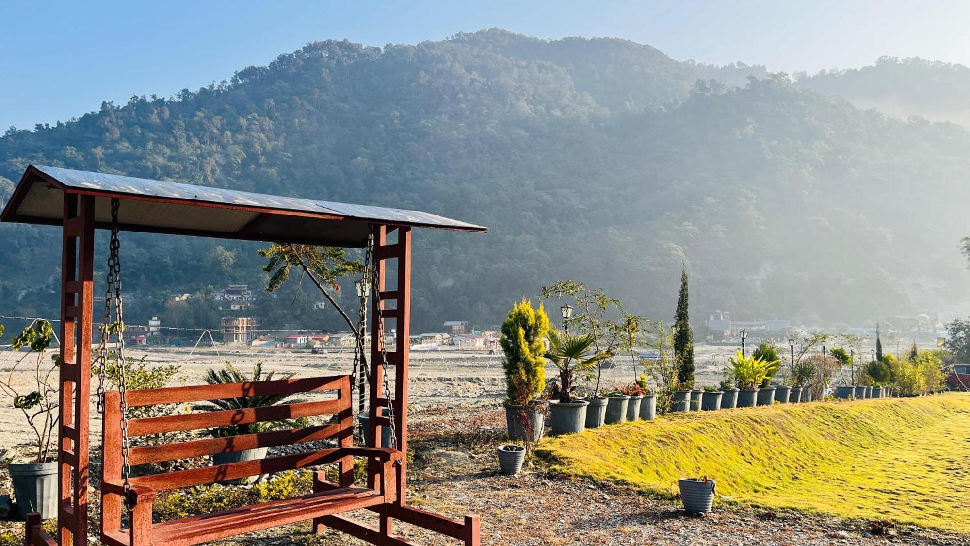 Aroma Resort Rishikesh Exterior photo