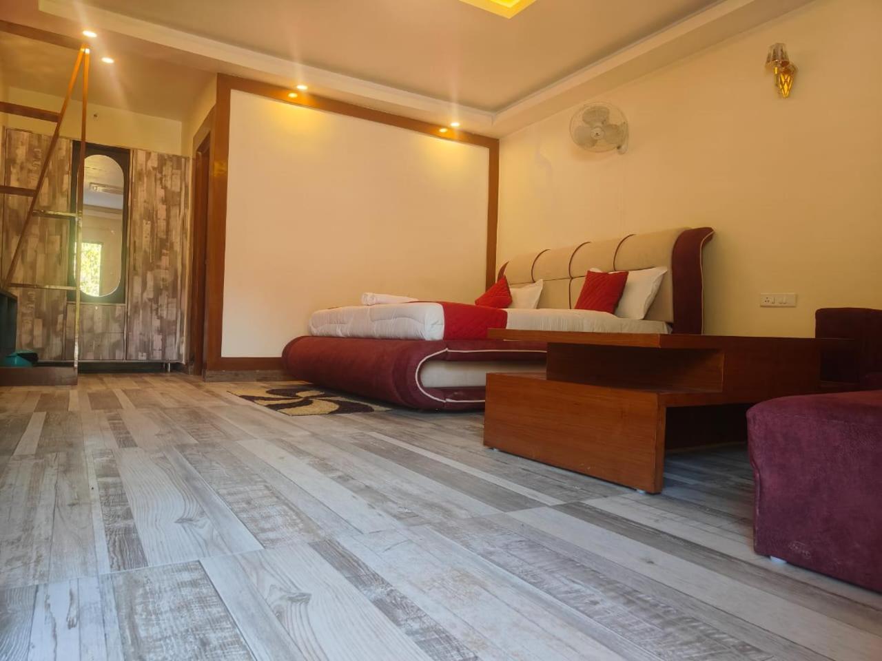 Aroma Resort Rishikesh Exterior photo