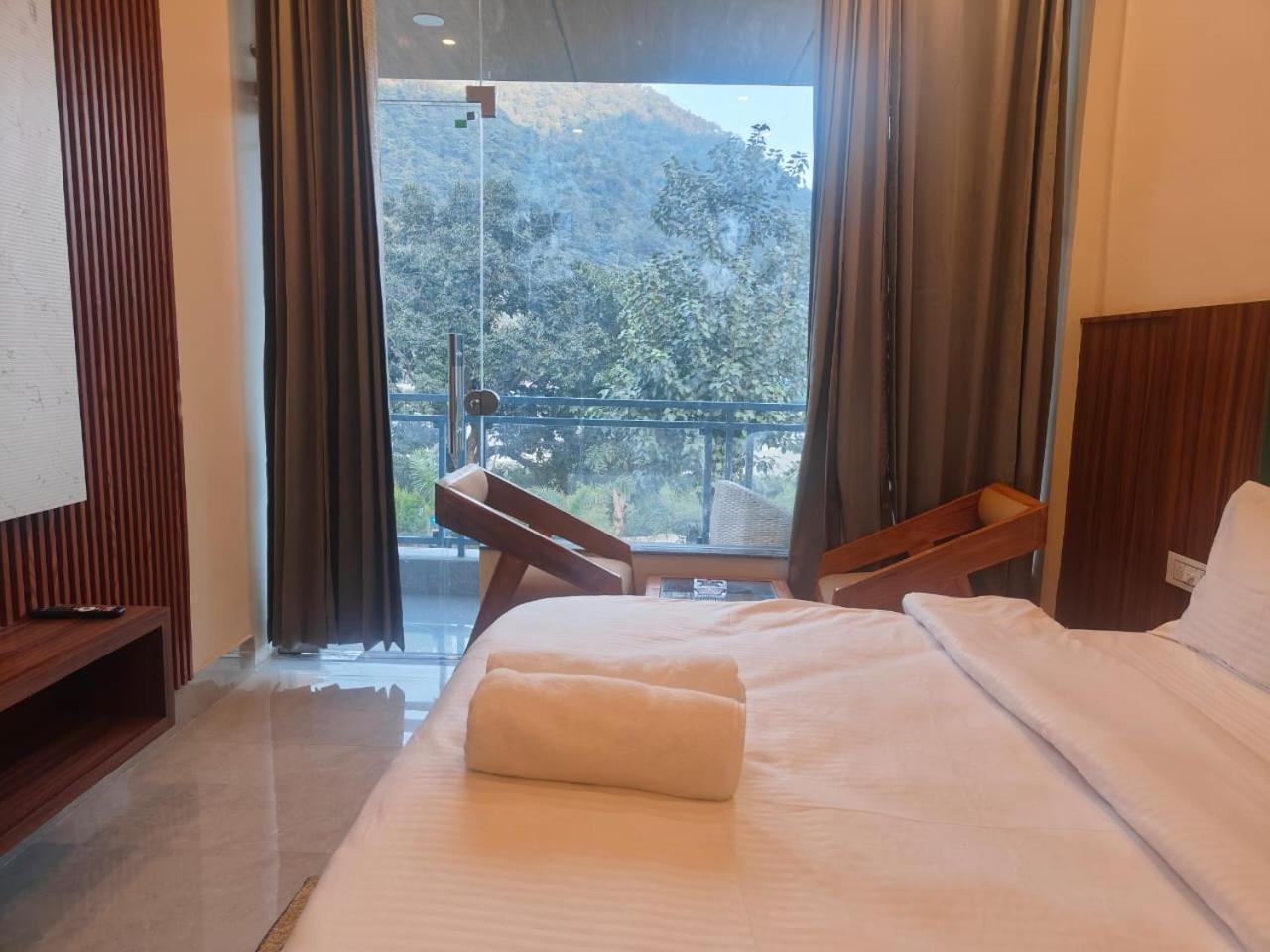 Aroma Resort Rishikesh Exterior photo